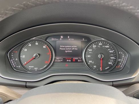 Used 2023 Audi Q5 2.0T Premium w/ Convenience Package AWD/4WD image 17