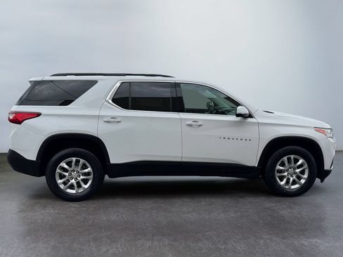 Used 2020 Chevrolet Traverse LT w/ LPO, Floor Liner Package AWD/4WD image 4