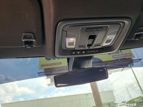 Used 2020 GMC Sierra 1500 AT4 w/ AT4 Premium Package image 21