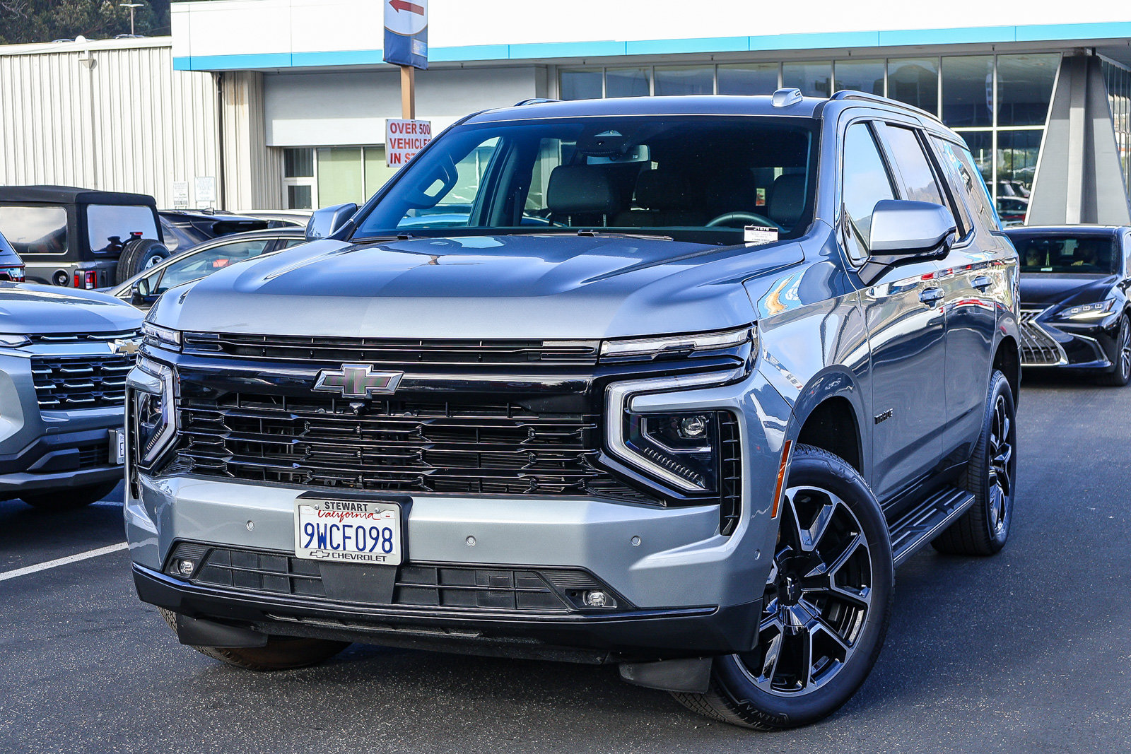 Used 2026 Chevrolet Tahoe RST AWD/4WD image 1