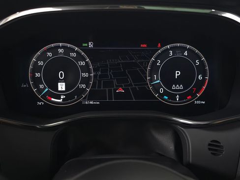Used 2025 Jaguar F-PACE R-Dynamic S AWD/4WD image 23