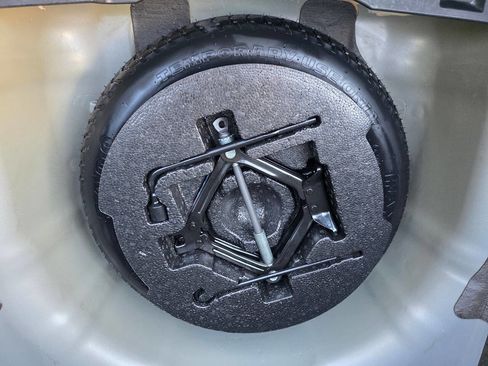 Used 2013 Hyundai Sonata GLS image 32