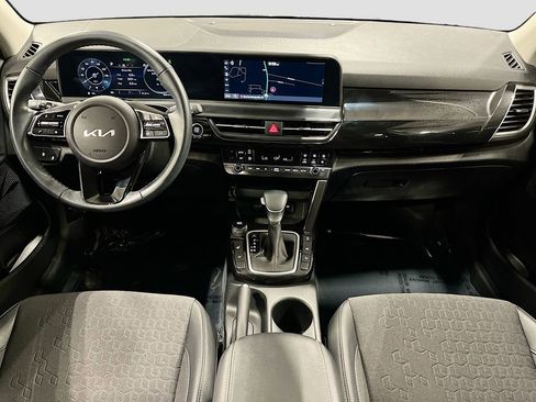 Certified 2024 Kia Seltos S AWD/4WD image 28