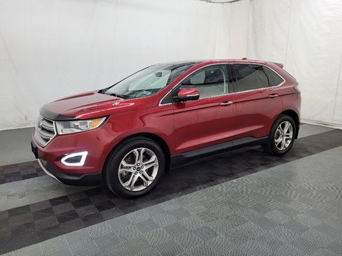 Used 2017 Ford Edge Titanium w/ Equipment Group 301A AWD/4WD image 2