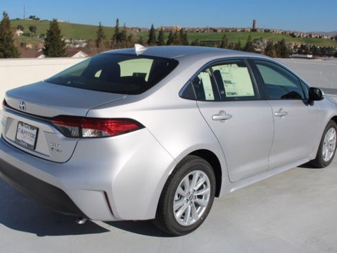 New 2026 Toyota Corolla XLE image 3
