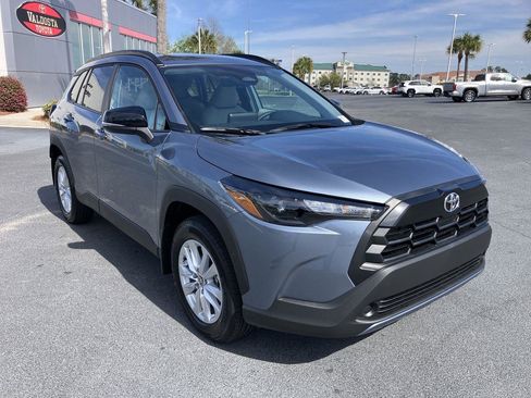 New 2026 Toyota Corolla Cross LE image 7