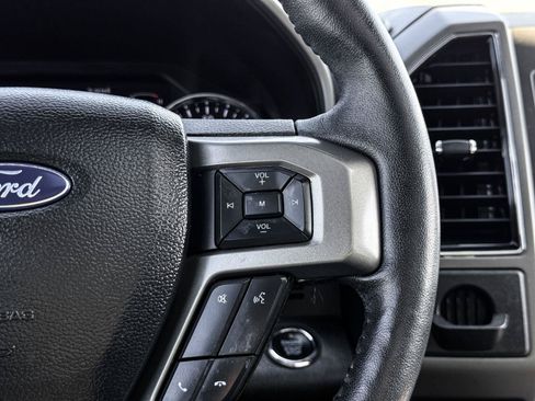 Used 2021 Ford Expedition XLT RWD image 18