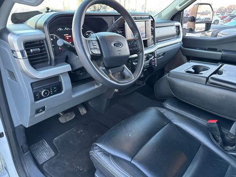 Used 2024 Ford F250 XLT w/ FX4 Off-Road Package image 16