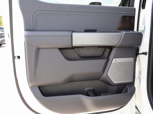 New 2026 Ford F350 Lariat w/ Lariat Ultimate Package image 17