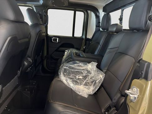 New 2026 Jeep Gladiator Sport image 13