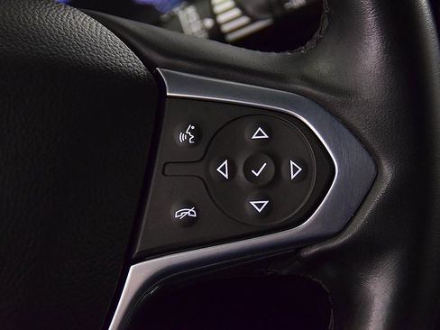 Used 2023 Chevrolet Traverse LT image 20