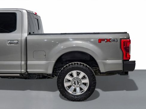 Used 2019 Ford F250 Platinum w/ Platinum Ultimate Package image 11