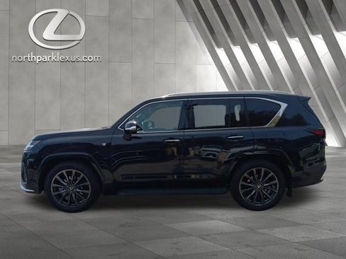 Used 2026 Lexus LX 700h F Sport w/ Accessory Package (Z1) AWD/4WD image 1