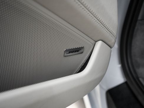 Certified 2025 Porsche 911 Carrera RWD image 21