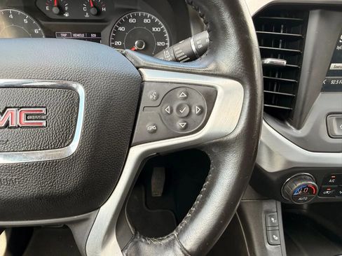 Used 2019 GMC Acadia SLE AWD/4WD image 17