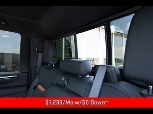 New 2026 GMC Sierra 2500 AT4 w/ Technology Package AWD/4WD image 38