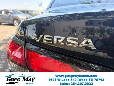 Used 2024 Nissan Versa SV FWD image 30