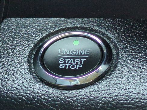 Certified 2021 Ford Expedition Platinum image 28