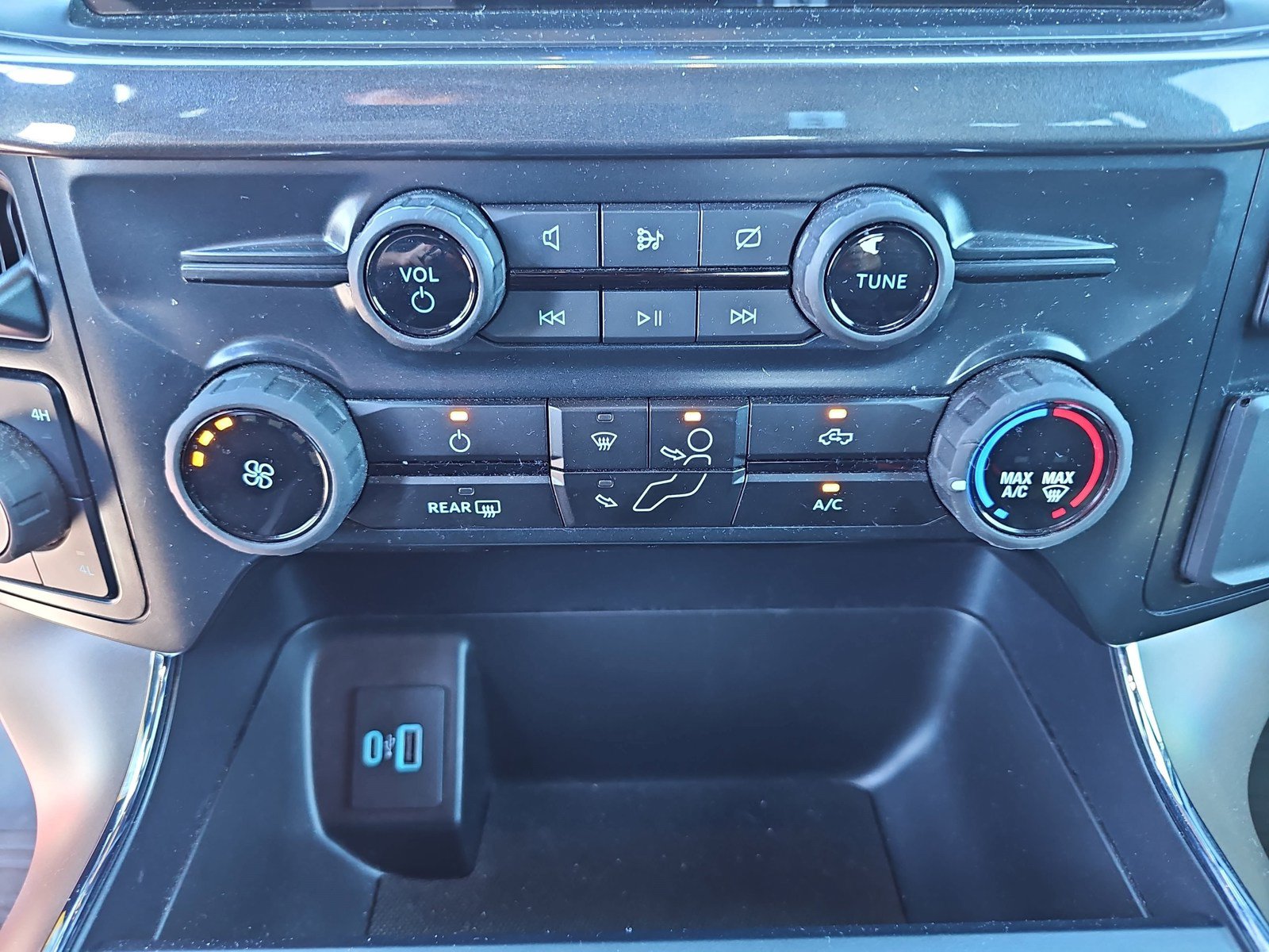 Used 2024 Ford F150 STX w/ Equipment Group 201A FX4 AWD/4WD image 26