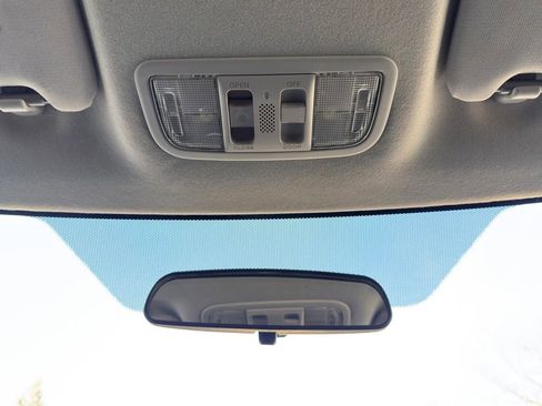 Used 2018 Honda HR-V EX image 35