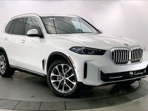 New 2026 BMW X5 xDrive40i w/ Premium Package image 1