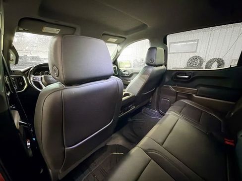 Used 2019 Chevrolet Silverado 1500 LT Trail Boss image 9