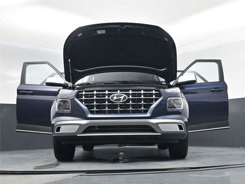 New 2026 Hyundai Venue SEL image 31