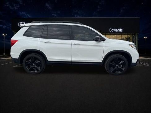 Used 2021 Honda Passport Elite image 2