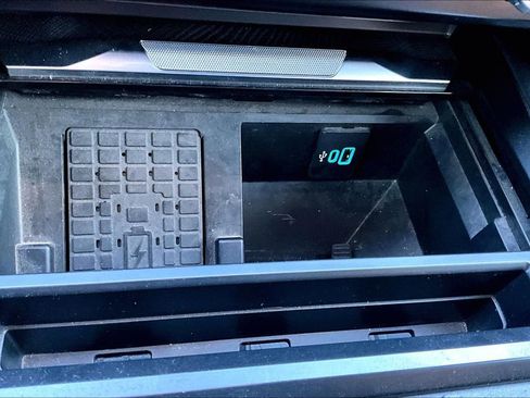 Used 2024 Ford F350 Platinum image 35