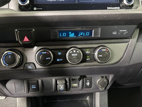 Used 2023 Toyota Tacoma TRD Off-Road AWD/4WD image 19