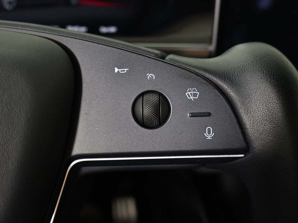 Used 2023 Tesla Model X AWD/4WD image 44