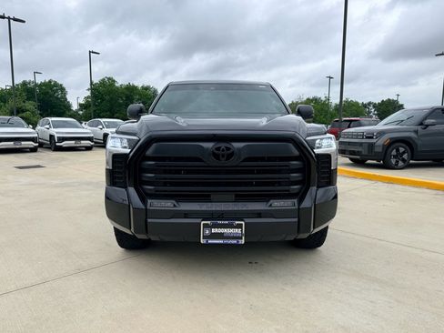 Used 2025 Toyota Tundra SR5 w/ SR5 Premium Package AWD/4WD image 2