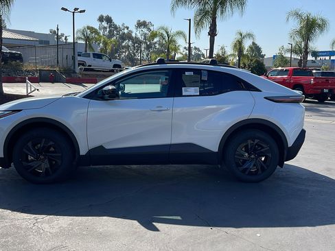 New 2026 Toyota C-HR image 6