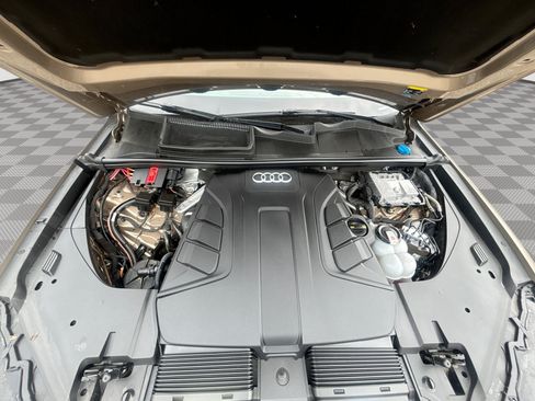 Used 2019 Audi Q7 3.0T Prestige AWD/4WD image 18