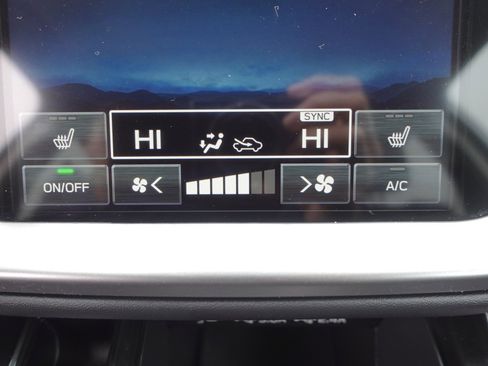 Certified 2025 Subaru Outback Limited image 21