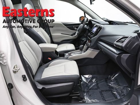 Used 2022 Subaru Forester Premium AWD/4WD image 27