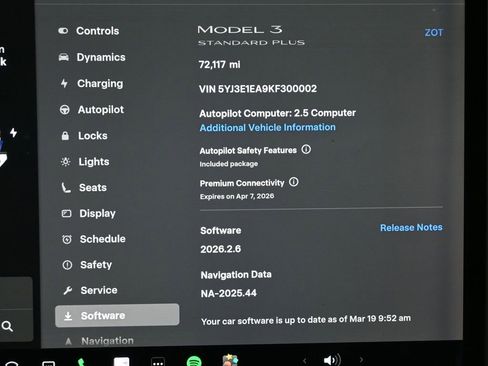 Used 2019 Tesla Model 3 Standard Range Plus image 8