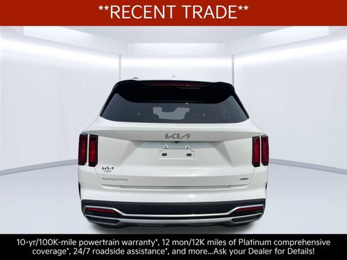 Certified 2023 Kia Sorento EX AWD/4WD image 5