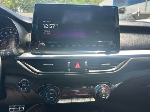 Used 2023 Kia Forte GT-Line w/ GT-Line Premium Package FWD image 24