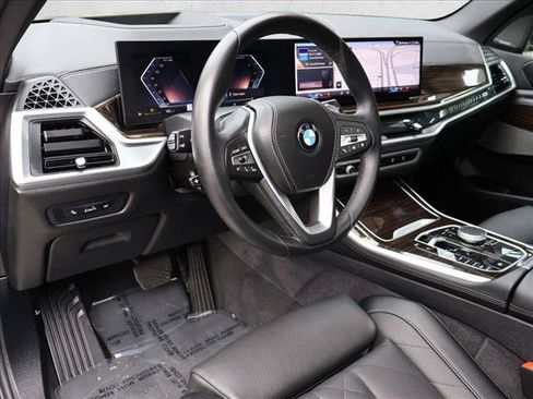 Used 2026 BMW X5 xDrive40i AWD/4WD image 13