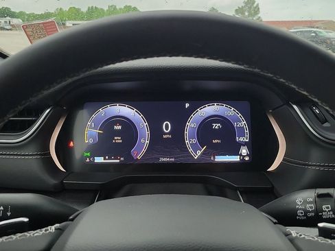 Used 2023 Jeep Grand Cherokee Altitude image 18