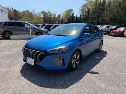 Used 2018 Hyundai Ioniq SEL w/ SEL Tech Package 02