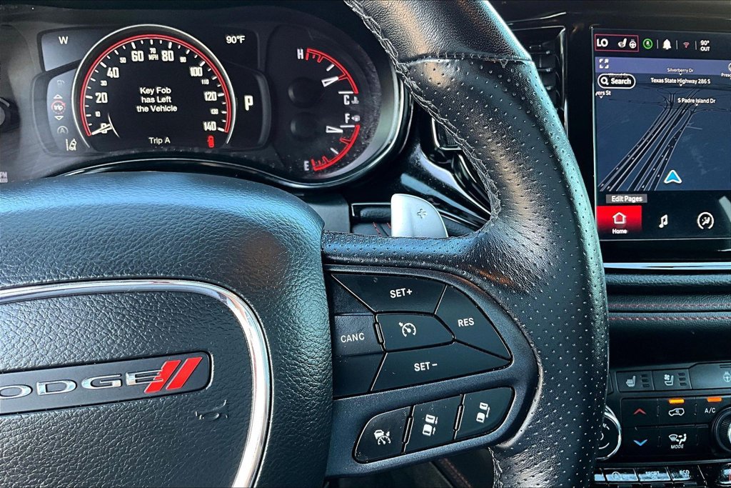 Used 2025 Dodge Durango GT AWD/4WD image 13