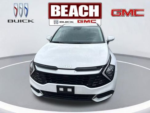 Used 2023 Kia Sportage EX image 8