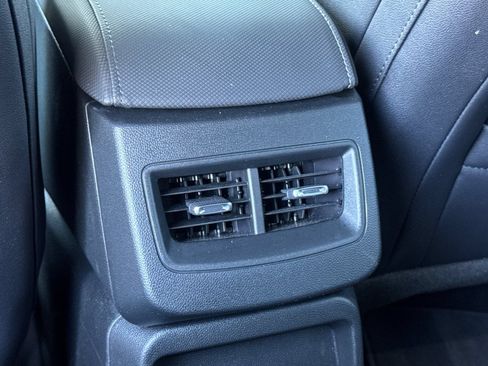 Used 2026 Chevrolet Equinox EV LT FWD image 39