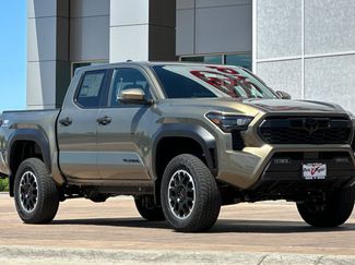 New 2026 Toyota Tacoma TRD Off-Road AWD/4WD video 2