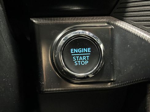 Used 2025 Ford F150 Platinum w/ Equipment Group 702A High AWD/4WD image 22