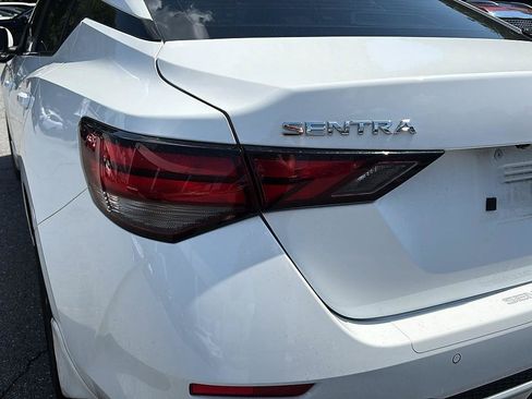 Certified 2024 Nissan Sentra SV FWD image 15