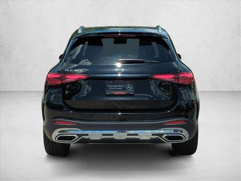 New 2026 Mercedes-Benz GLC 300 image 8