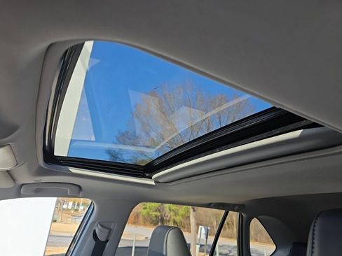 Used 2024 Toyota RAV4 XLE Premium image 23